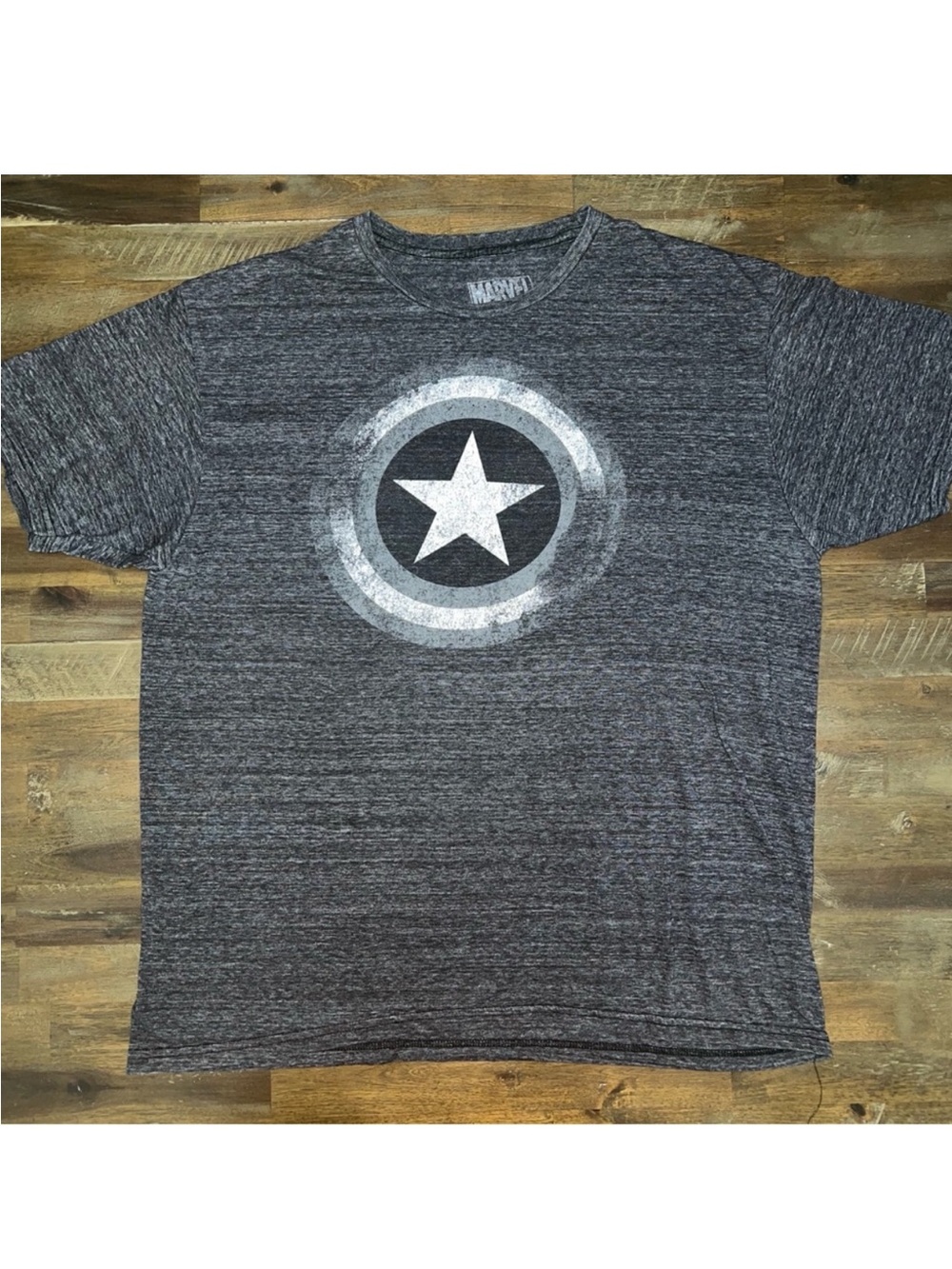 Marvel comic Captain America mens graphic tee shirt in dark heather gray EUC